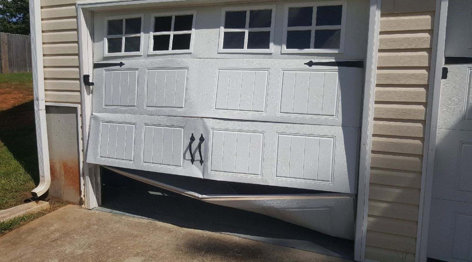 Modern Garage Door Installation Zanesville Oh for Large Space